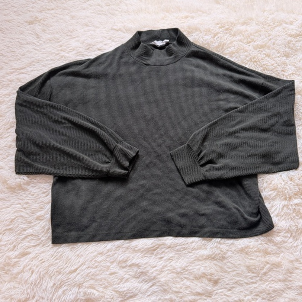 H&M Dark Green Women's Turtleneck Sweater
